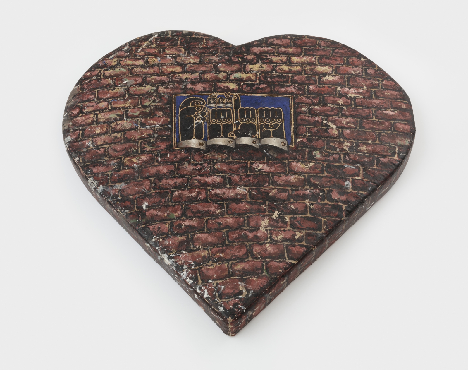 Martin Wong
Untitled, c. 1986
heart-shaped pillow sculpture, acrylic on canvas, stuffing
66 7/8 x 6 1/4 x 64 3/4 ins.
170 x 15.9 x 164.6 cm