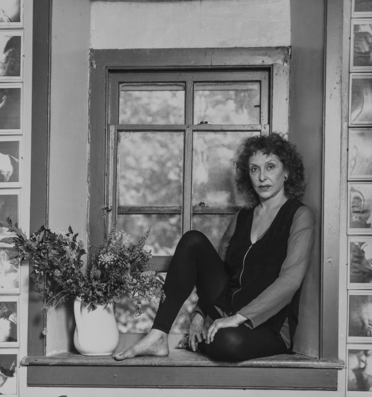 Carolee Schneemann in her home in New Paltz, NY
August 1996 &copy; Joan Barker